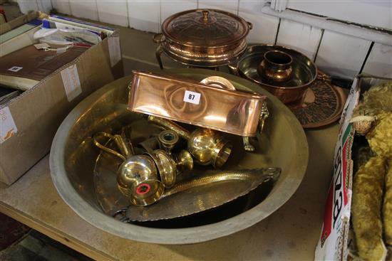 Indian copper cooking saucepan & other copper items